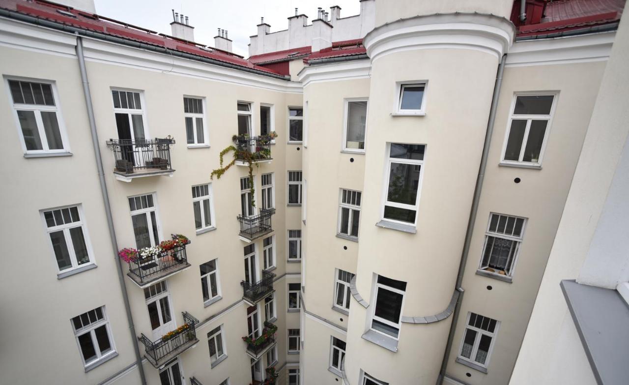 Shortstaypoland Poznanska وارسو المظهر الخارجي الصورة